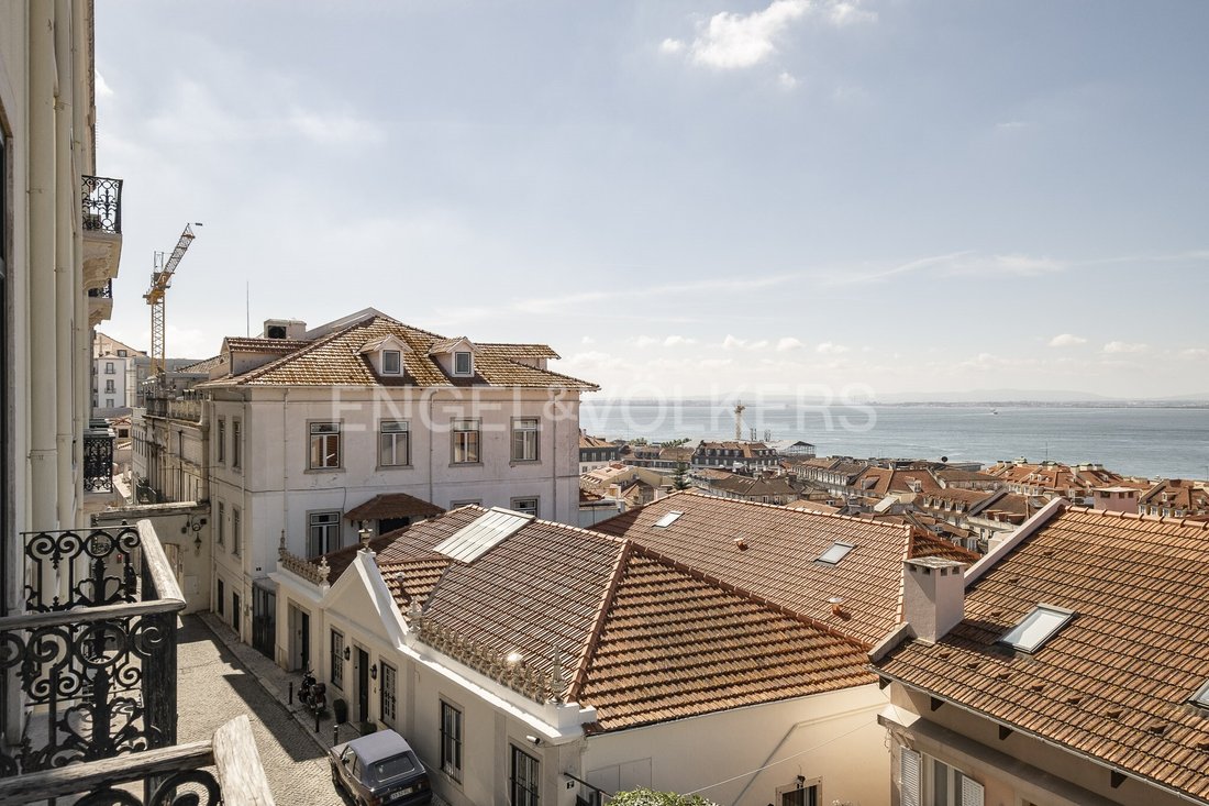 Apartment in Misericordia, Lisbon, Portugal 2 - 17364034