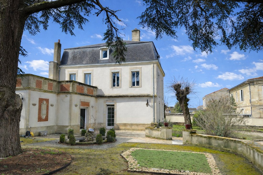 Villa in Libourne, Nouvelle-Aquitaine, France 3 - 17363590