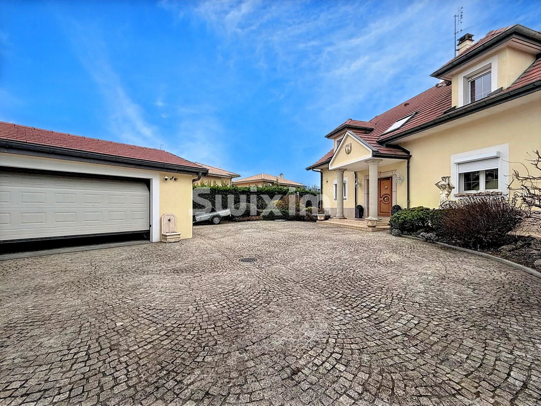 House in Veigy-Foncenex, Auvergne-Rhône-Alpes, France 3 - 17286705