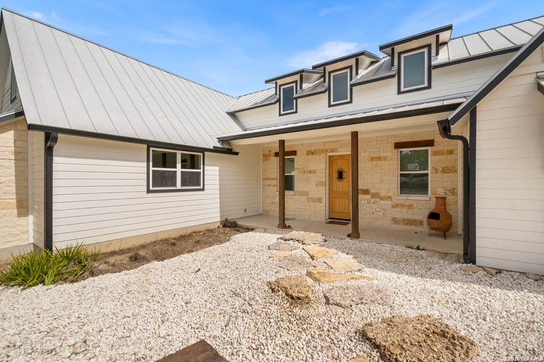 House in Bandera, Texas, United States 3 - 17361208