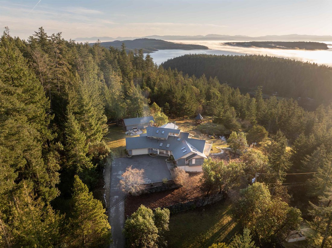 House in Halfmoon Bay, British Columbia, Canada 1 - 17290238