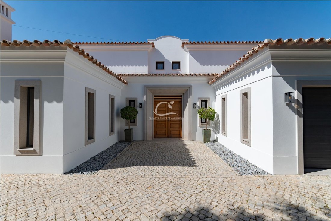 Villa in Loule (Sao Clemente), Algarve, Portugal 3 - 17349331