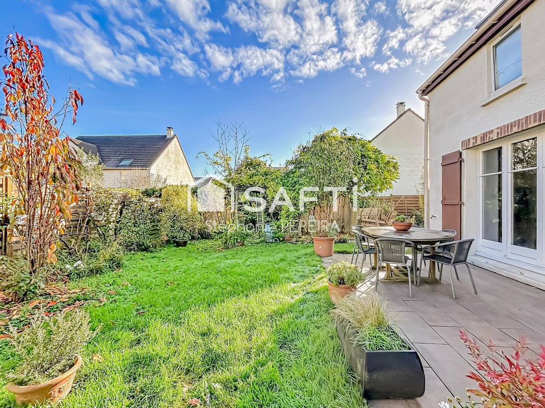 House in Guy Mocquet-Jean Mermoz, Gournay-sur-Marne, France 1 - 17358518
