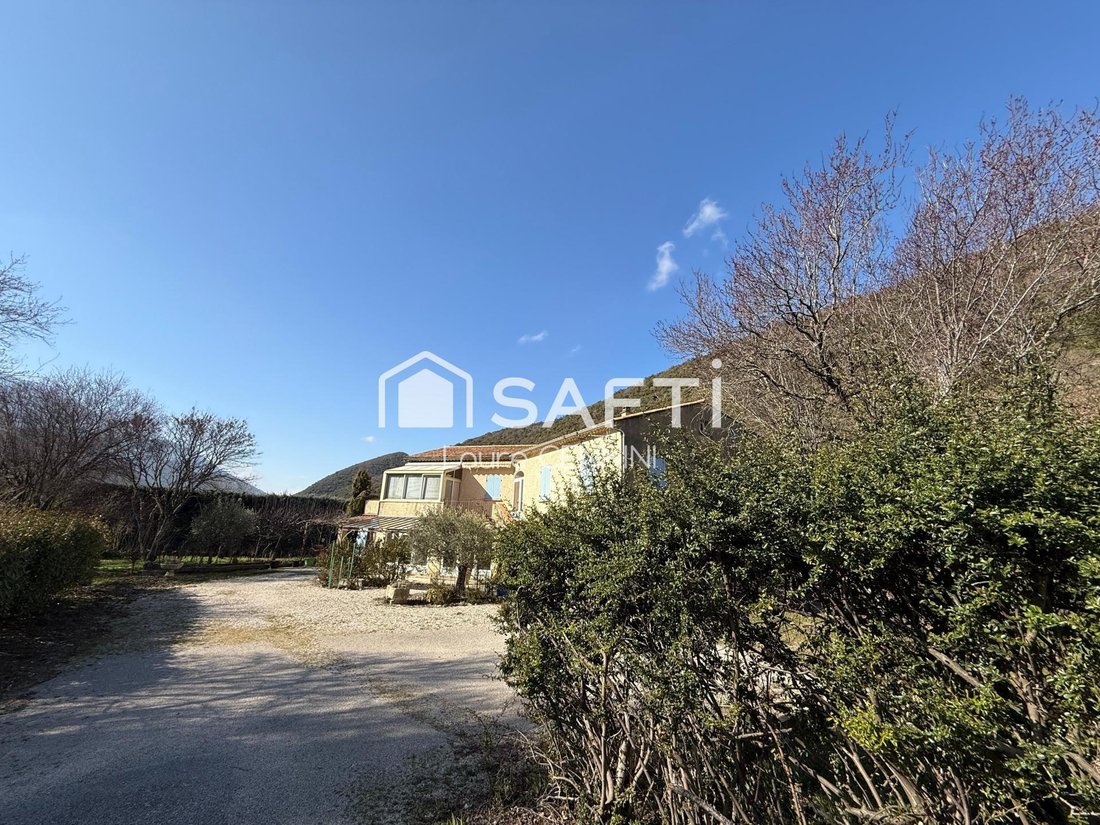House in Savoillan, Provence-Alpes-Côte d'Azur, France 1 - 17358422
