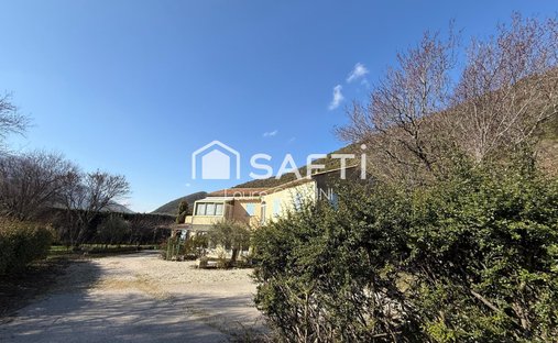 Casa en Savoillan, Provenza-Alpes-Costa Azul, Francia 1