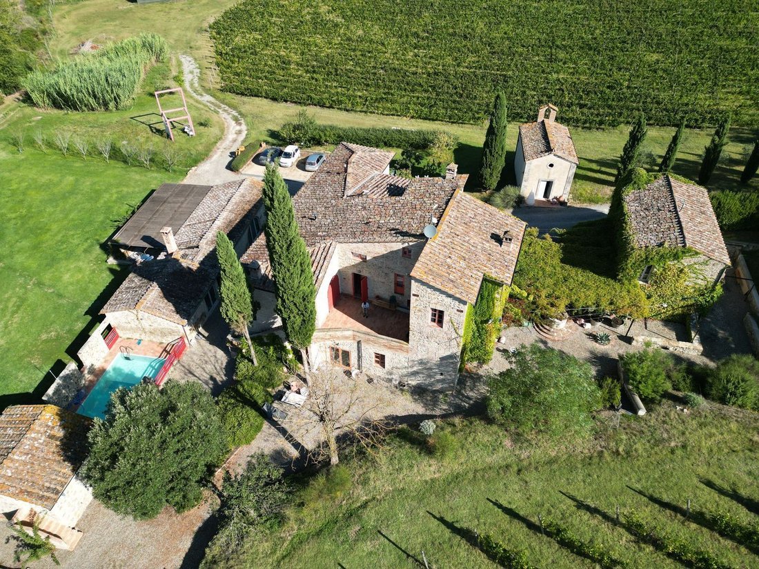 Estate in Colle di Val d'Elsa, Tuscany, Italy 2 - 17357777