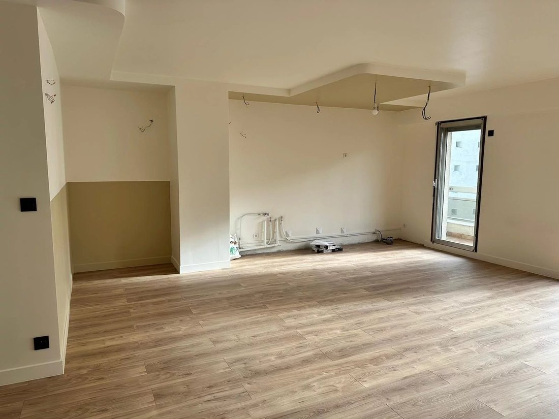 Apartment in Léon-Blum Folie-Regnault, Paris 11e Arrondissement, Paris 3 - 17357622
