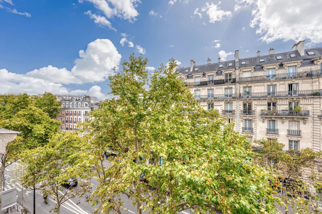 Apartment in Montorgueil-Saint Denis, Paris 2e Arrondissement, Paris 3 - 17357534