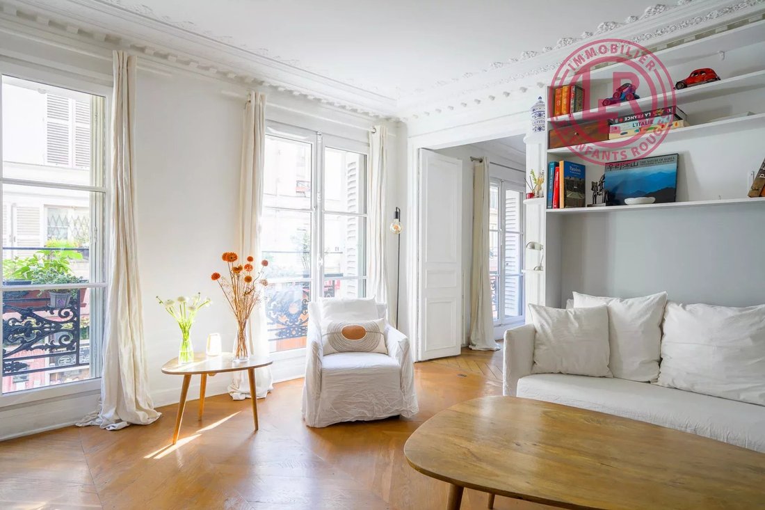 Apartment in Chateau d'Eau-Lancry, Paris 10e Arrondissement, Paris 1 - 15293537
