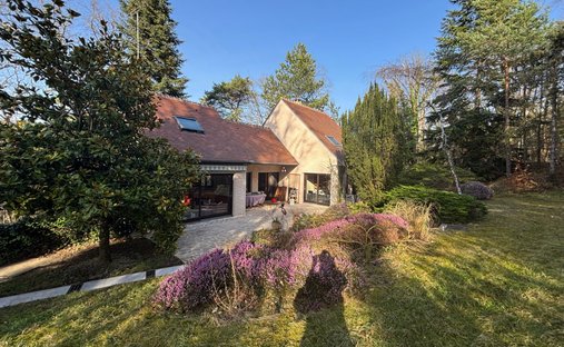 Acheres-la-Foret, Ile-de-France, France 1