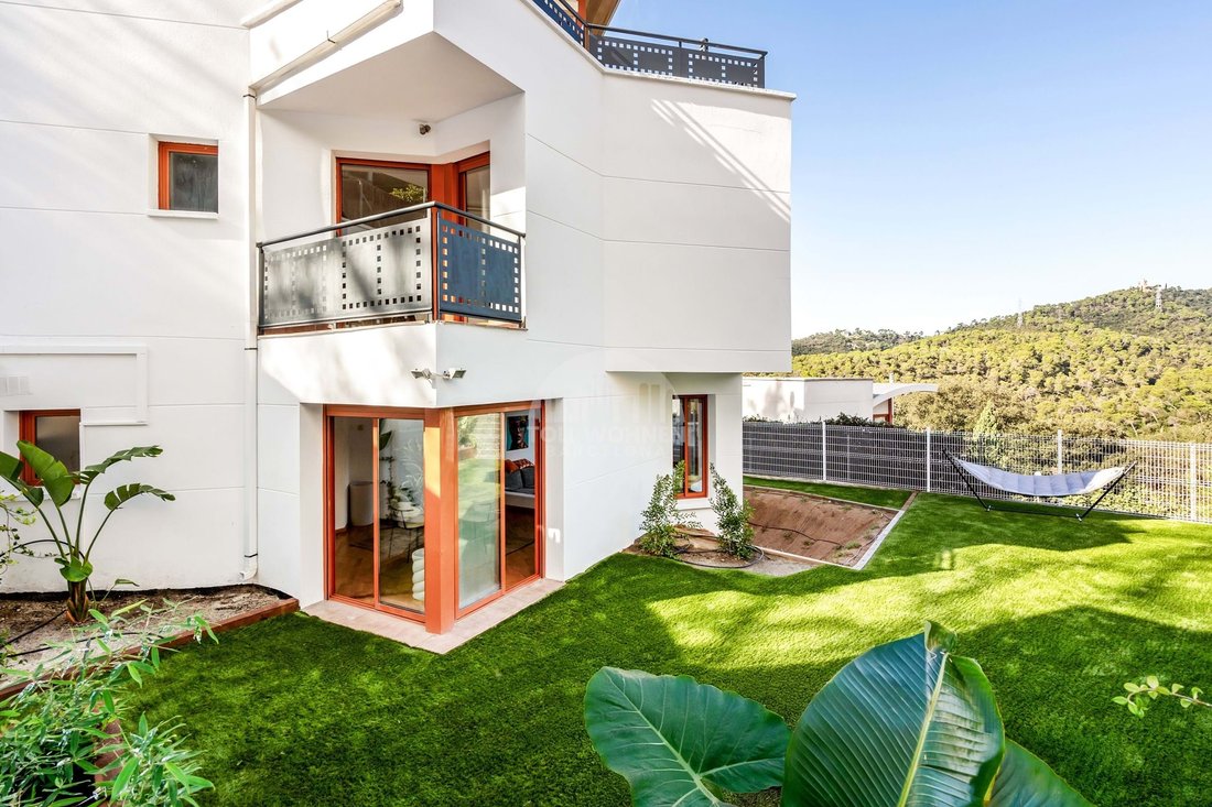 Townhouse in Sarrià-Sant Gervasi, Barcelona, Spain 1 - 17364861
