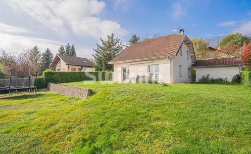 House in Sergy, Auvergne-Rhône-Alpes, France 1