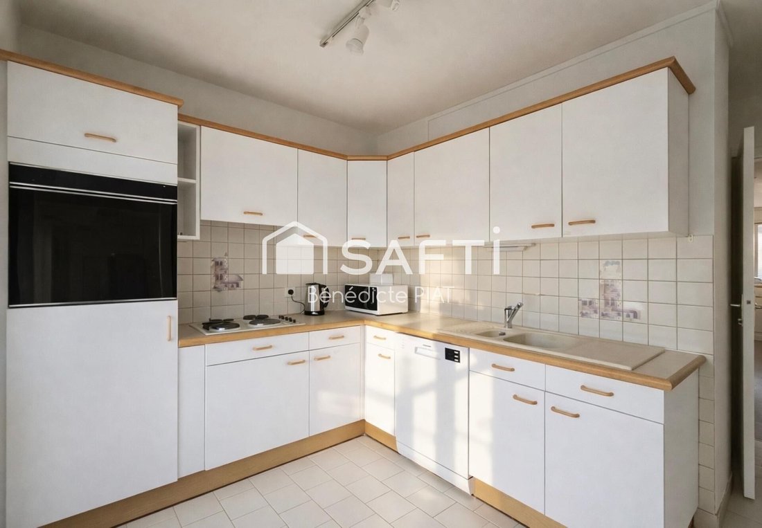 Apartment in Hôtel de Ville-Quinconce-Saint Seurin-Fondaudège, Bordeaux, France 4 - 17358513