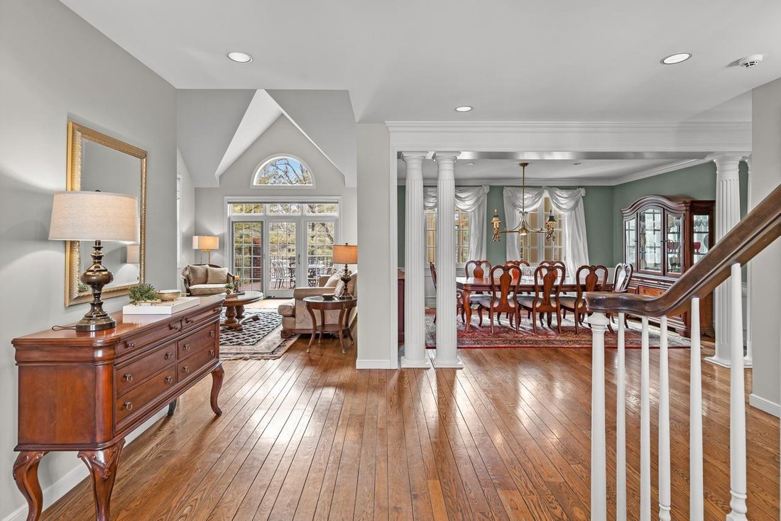 House in Eden Prairie, Minnesota, United States 4 - 17357613