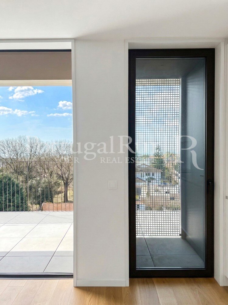 Apartment in Santa Marinha e Sao Pedro da Afurada, Porto District, Portugal 5 - 17368349