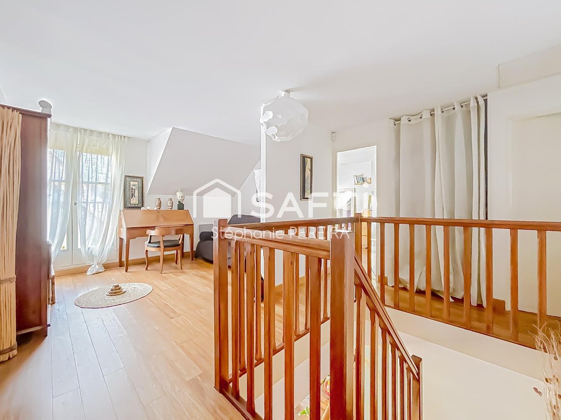House in Guy Mocquet-Jean Mermoz, Gournay-sur-Marne, France 4 - 17358518