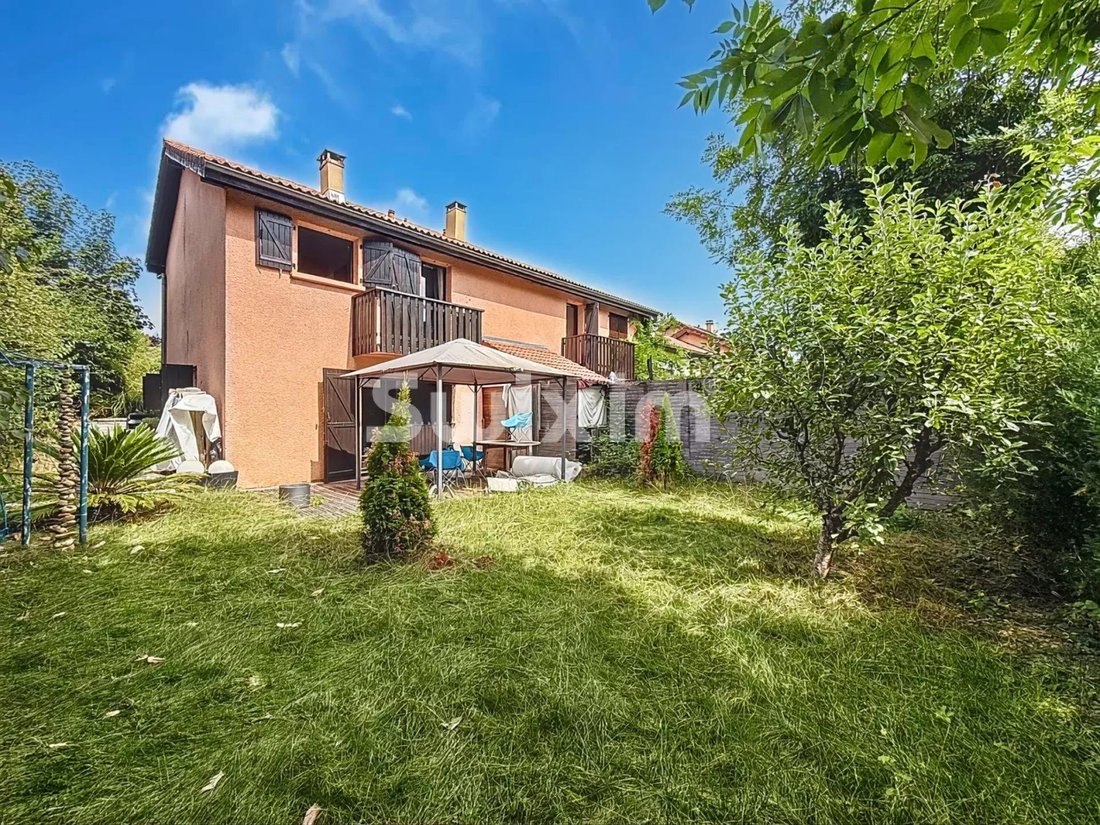 House in Ferney-Voltaire, Auvergne-Rhône-Alpes, France 1 - 16079691