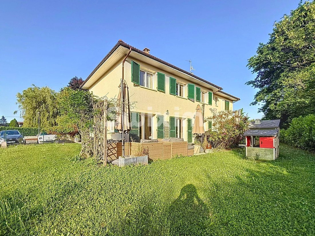 House in Prévessin-Moëns, Auvergne-Rhône-Alpes, France 1 - 15841793