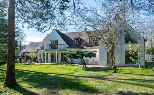 House in Noisy-sur-Ecole, Ile-de-France, France 1