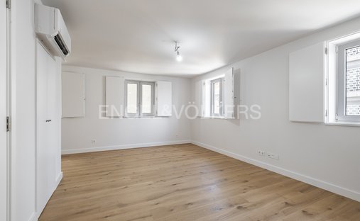 Apartment in Campo de Ourique, Lisbon, Portugal 1
