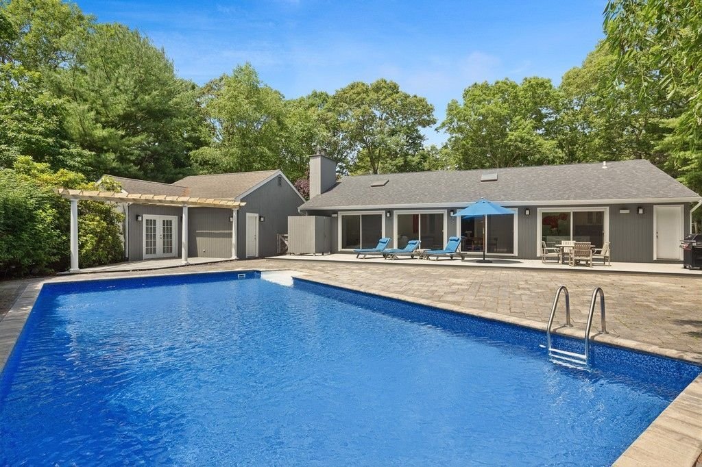 East Hampton, New York, United States 1 - 17360595