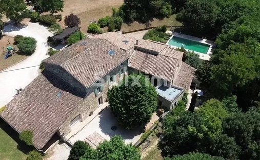 Estate in Pont-de-Barret, Auvergne-Rhône-Alpes, France 1