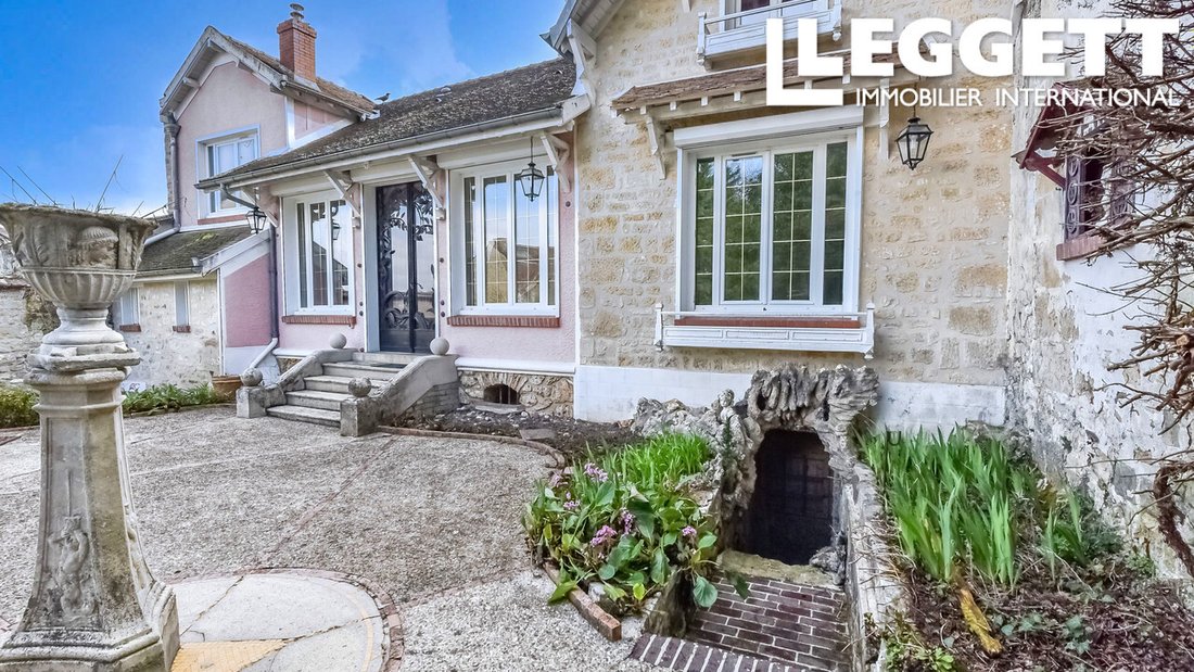 House in Jouy-le-Moutier, Ile-de-France, France 1 - 14330308
