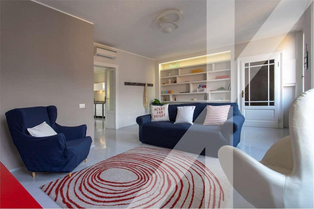 Penthouse in Historic Center, Como, Lombardy 2 - 15411438