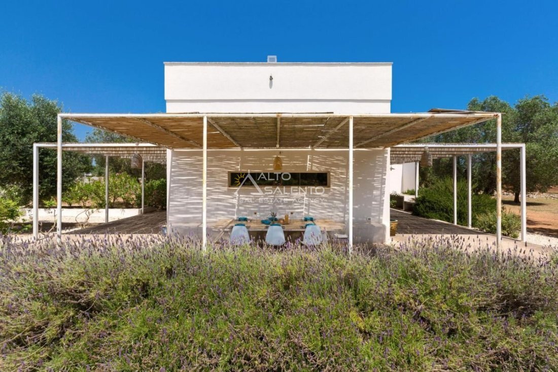 Villa in Carovigno, Apulia, Italy 2 - 17356559