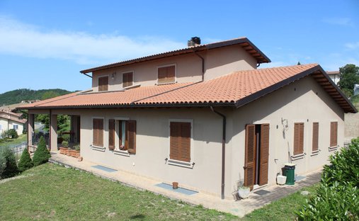 Villa in Nocera Umbra, Umbria, Italy 1
