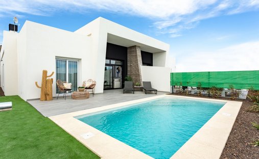 Villa in Algorfa, Valencian Community, Spain 1