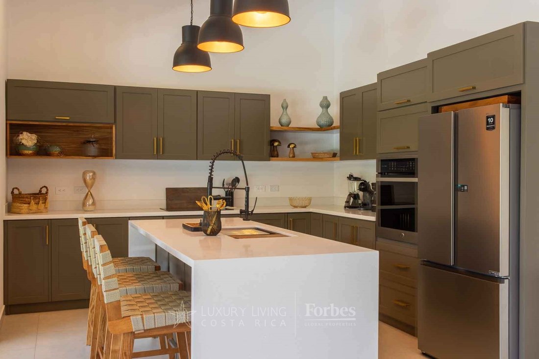 Condo in Tamarindo, Guanacaste Province, Costa Rica 4 - 17363997