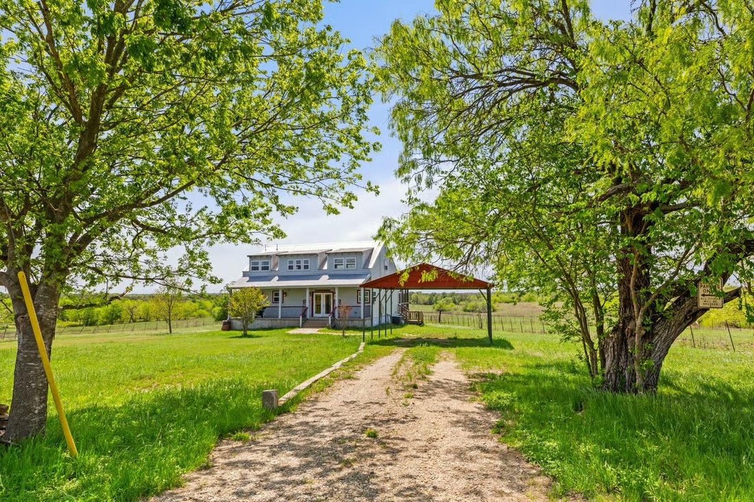 House in Dale, Texas, United States 3 - 17362952
