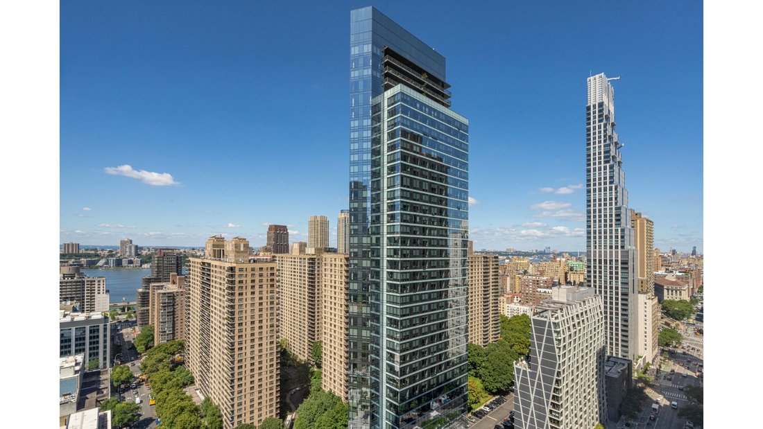 Condo in New York, New York, United States 3 - 17360816