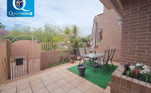 Bungalow in Alicante, Valencian Community, Spain 1