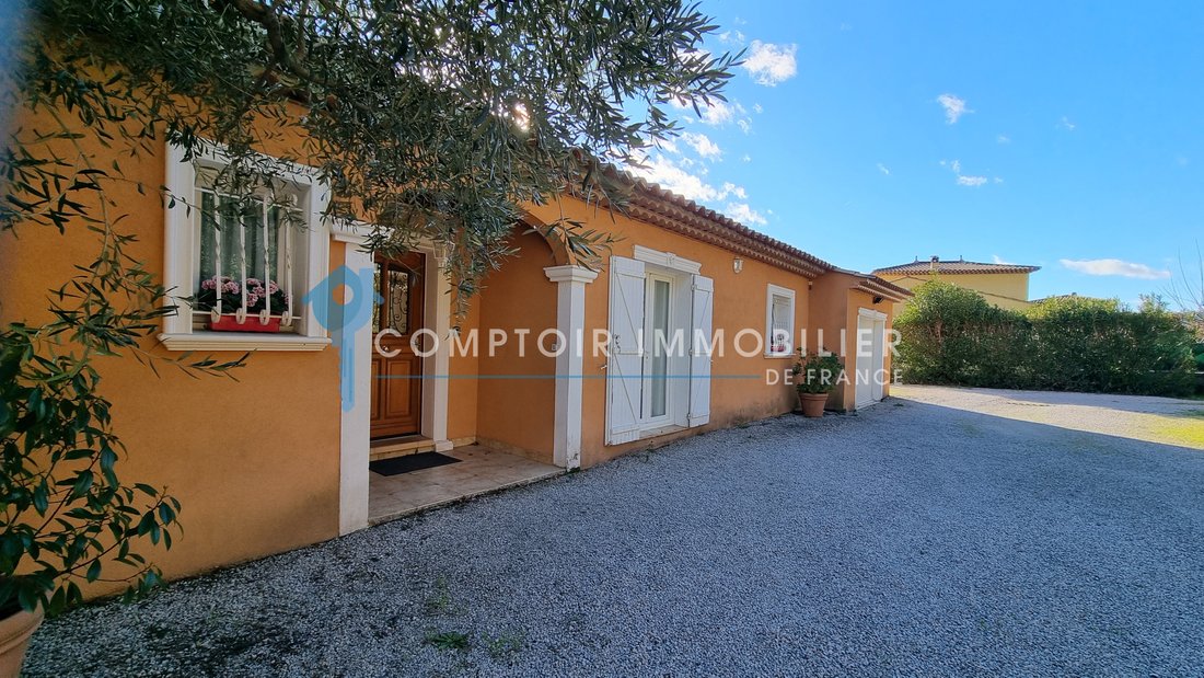 Villa in La Motte, Provence-Alpes-Côte d'Azur, France 4 - 17360235