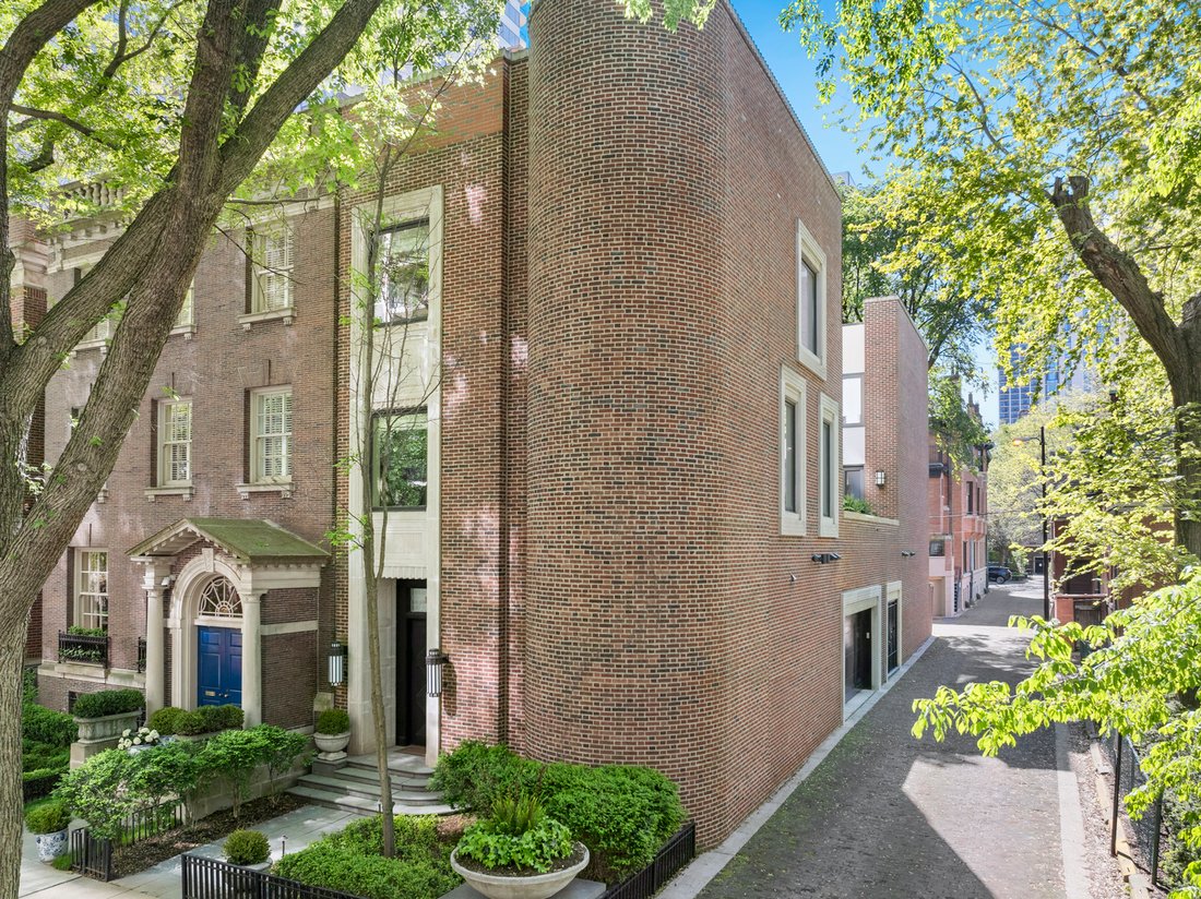 House in Chicago, Illinois, United States 2 - 17361036