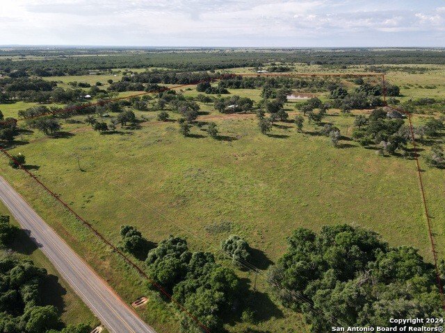 Farm Ranch in Nixon, Texas, United States 3 - 17367561