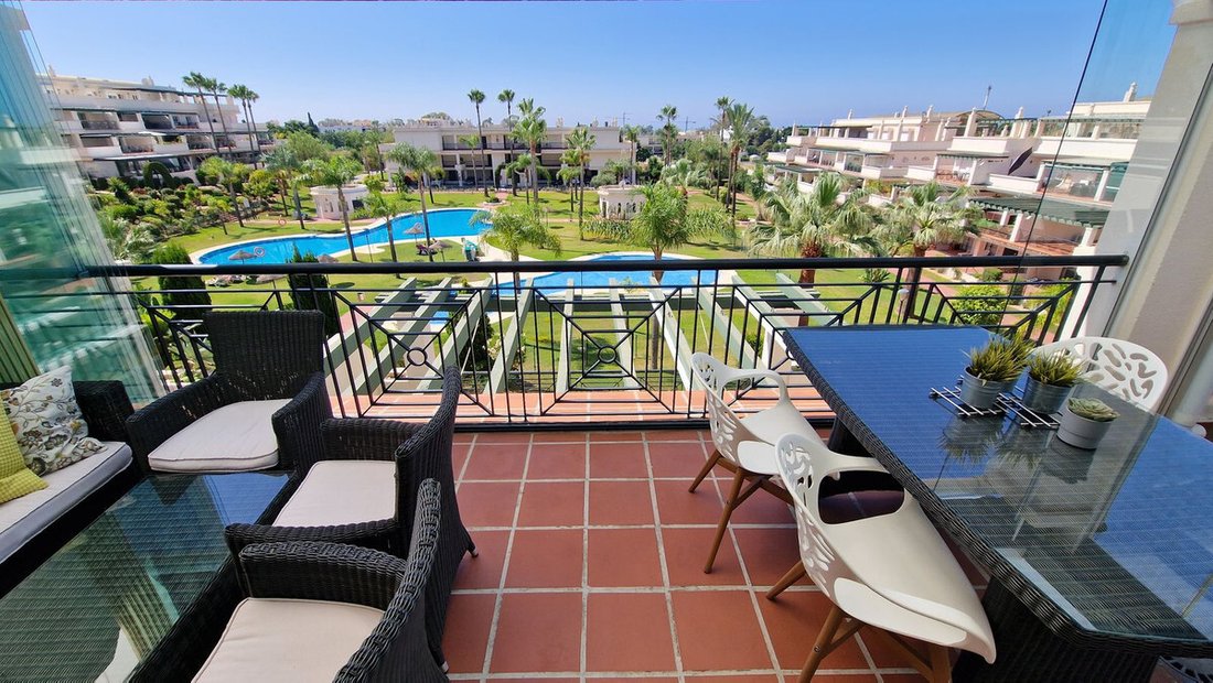 Penthouse in Nueva Andalucia, Marbella, Spain 2 - 17369967
