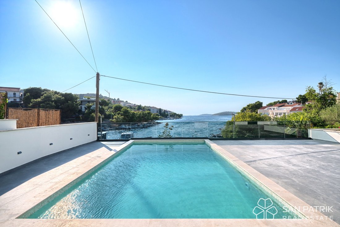 House in Stivasnica, Sibenik-Knin County, Croatia 1 - 17356396