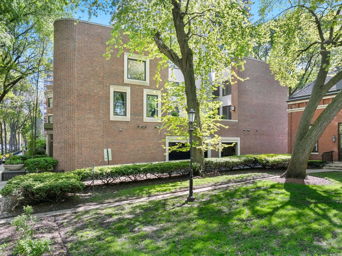 House in Chicago, Illinois, United States 3 - 17361036