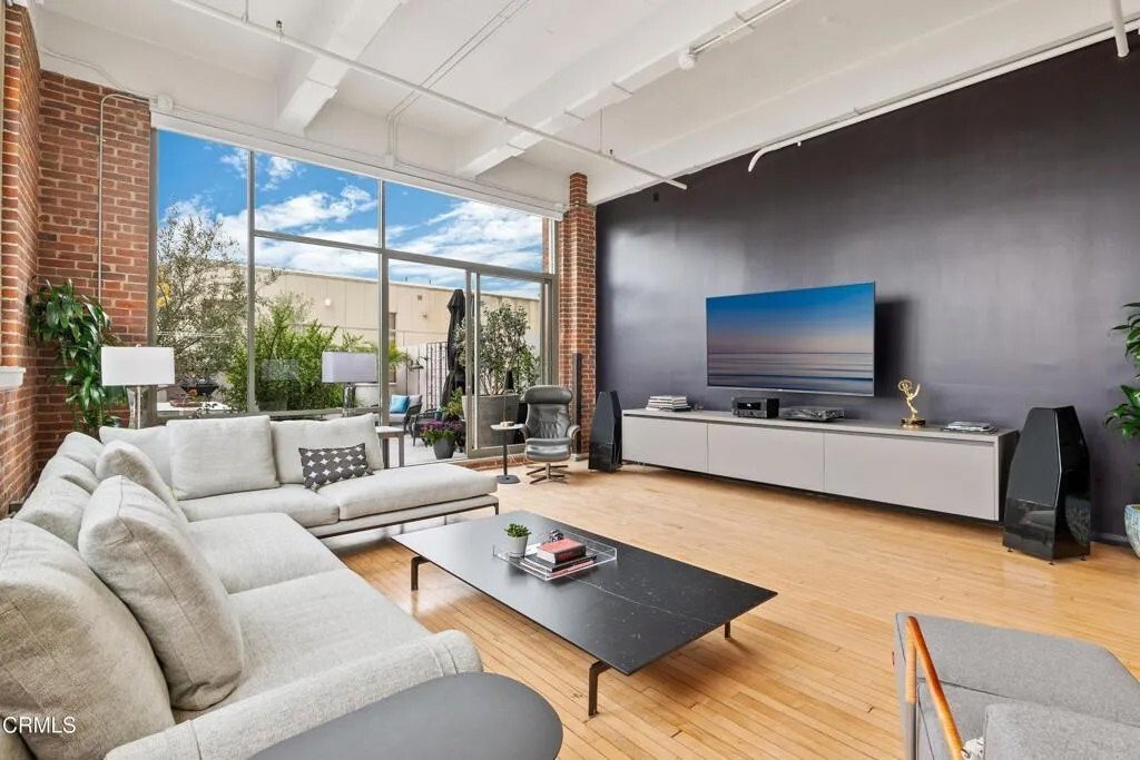 Condo in Los Angeles, California, United States 4 - 17357098