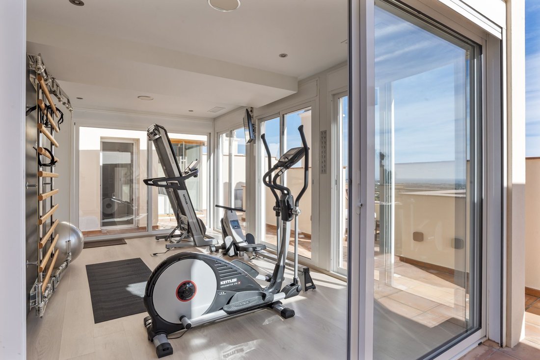 Penthouse in Benahavis, Andalusia, Spain 5 - 17356433