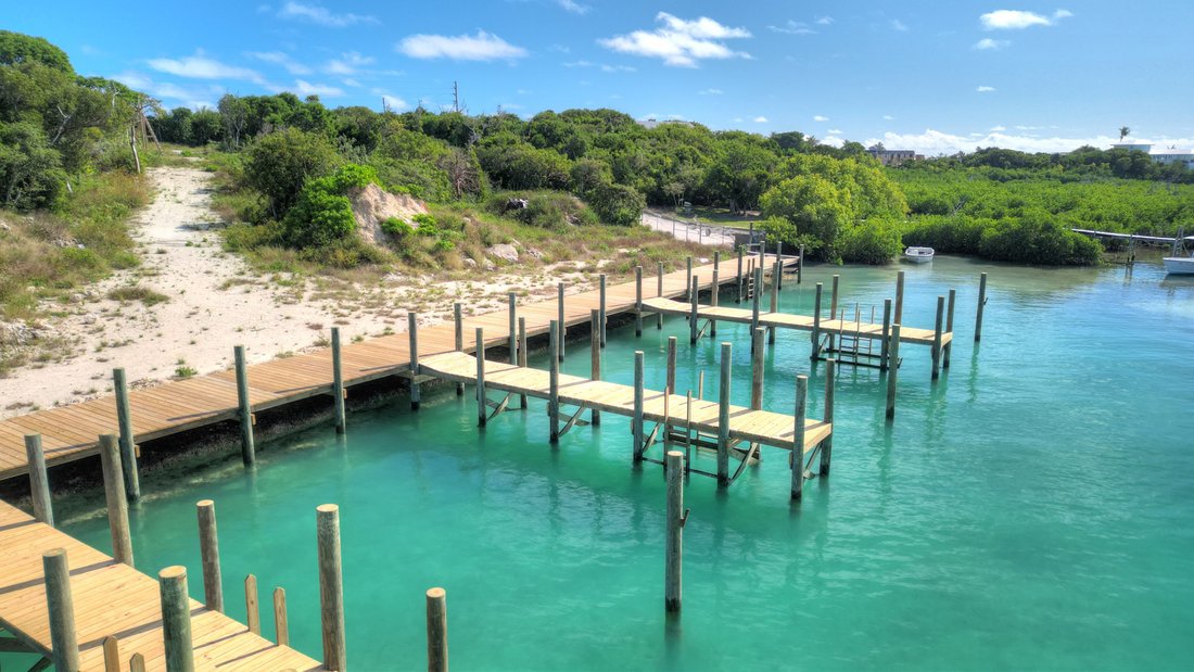 Land in Elbow Cay, Central Abaco, The Bahamas 5 - 17361750