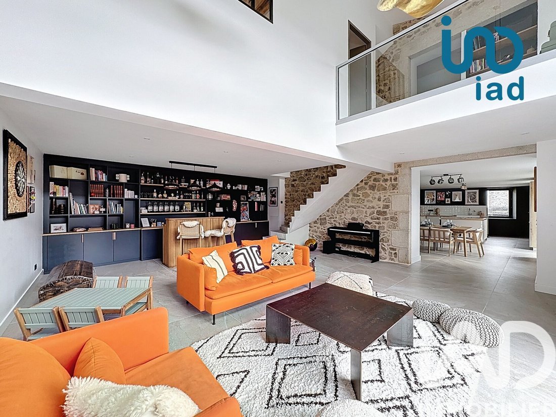 House in Maclas, Auvergne-Rhône-Alpes, France 1 - 17366312