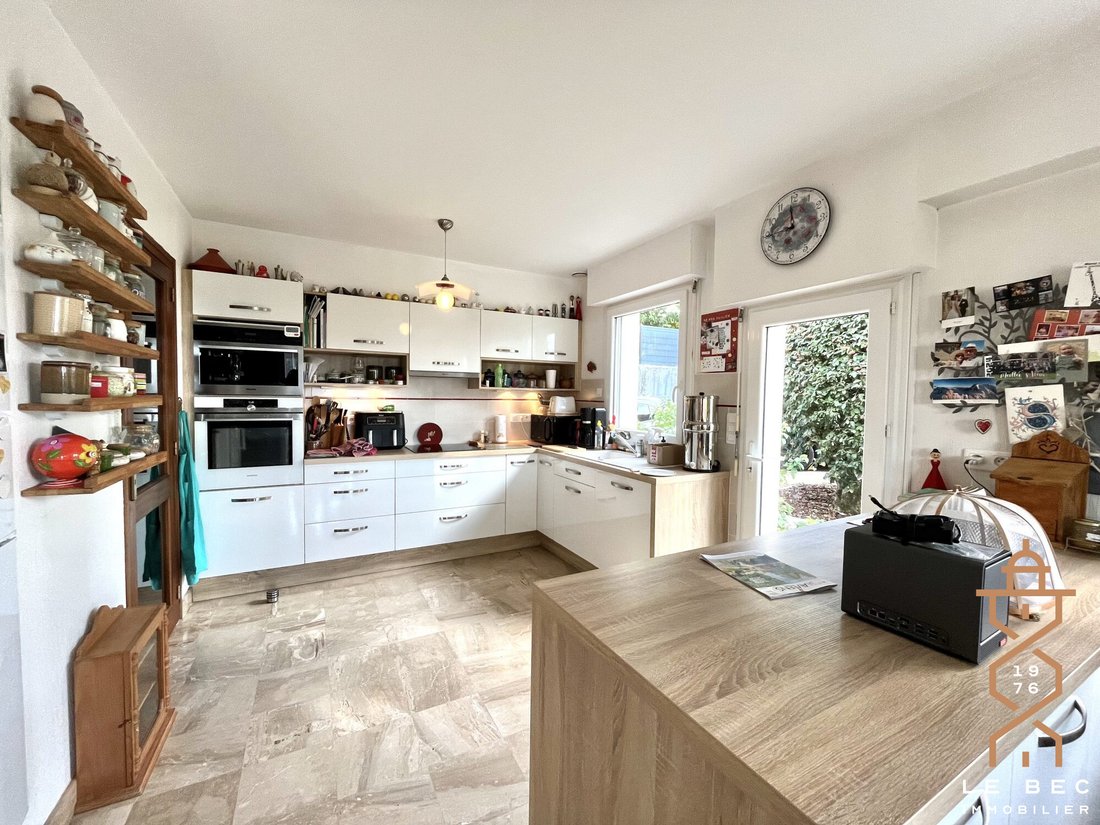 House in Centre Peri, Saint-Ave, France 5 - 16491278