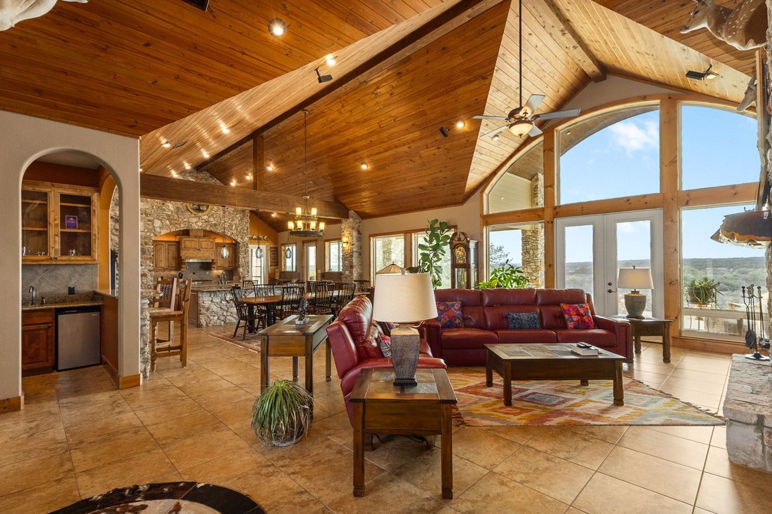 Farm Ranch in San Marcos, Texas, United States 3 - 17370713