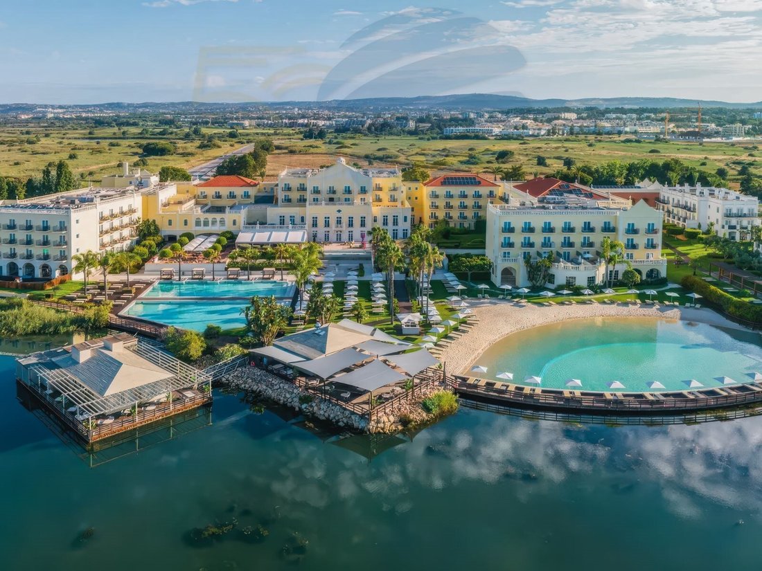 Apartment in Vilamoura, Quarteira, Algarve 3 - 17364003
