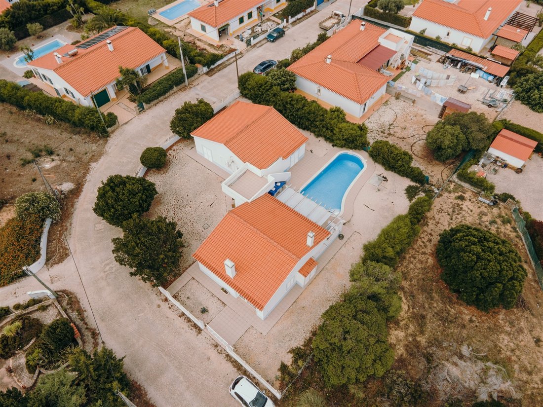 House in Aljezur, Algarve, Portugal 1 - 12952676