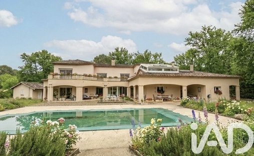 House in Noaillan, Nouvelle-Aquitaine, France 1
